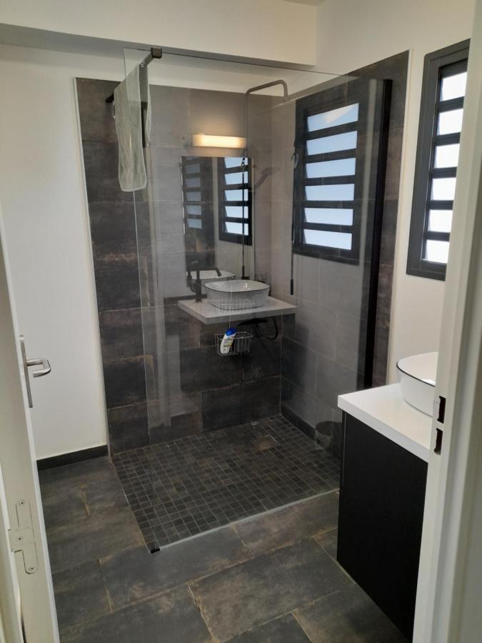 Chambre Avec Salle De Bain, Wc Et Terrasse Étang-Salé les Bains Eksteriør bilde